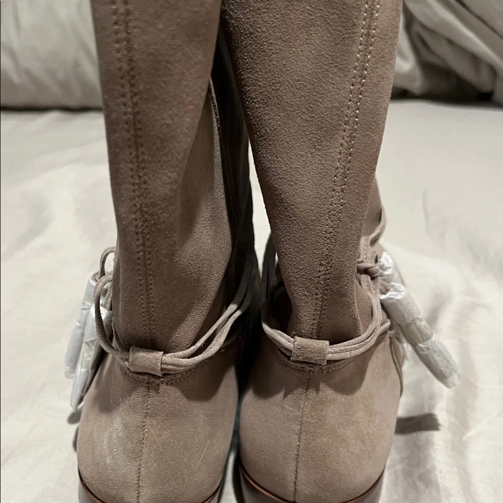 Land’s End tan suede boots size 10B - Picture 4 of 10